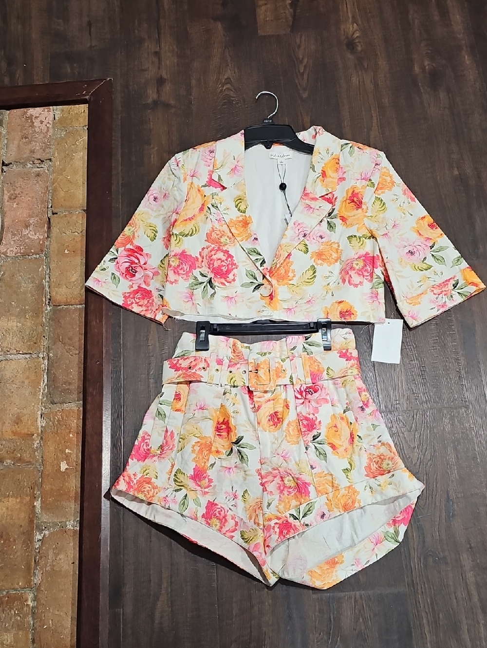 For Love Y Lemons Floral Two-Piece Cropped Blazer & High-Waist Shorts Set -